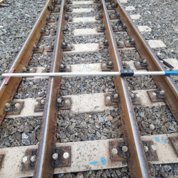 Digital Rail Offset Ruler