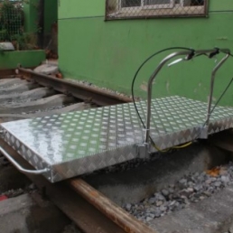 Aluminum Lightweight Foldable Rail Push Track Trolley